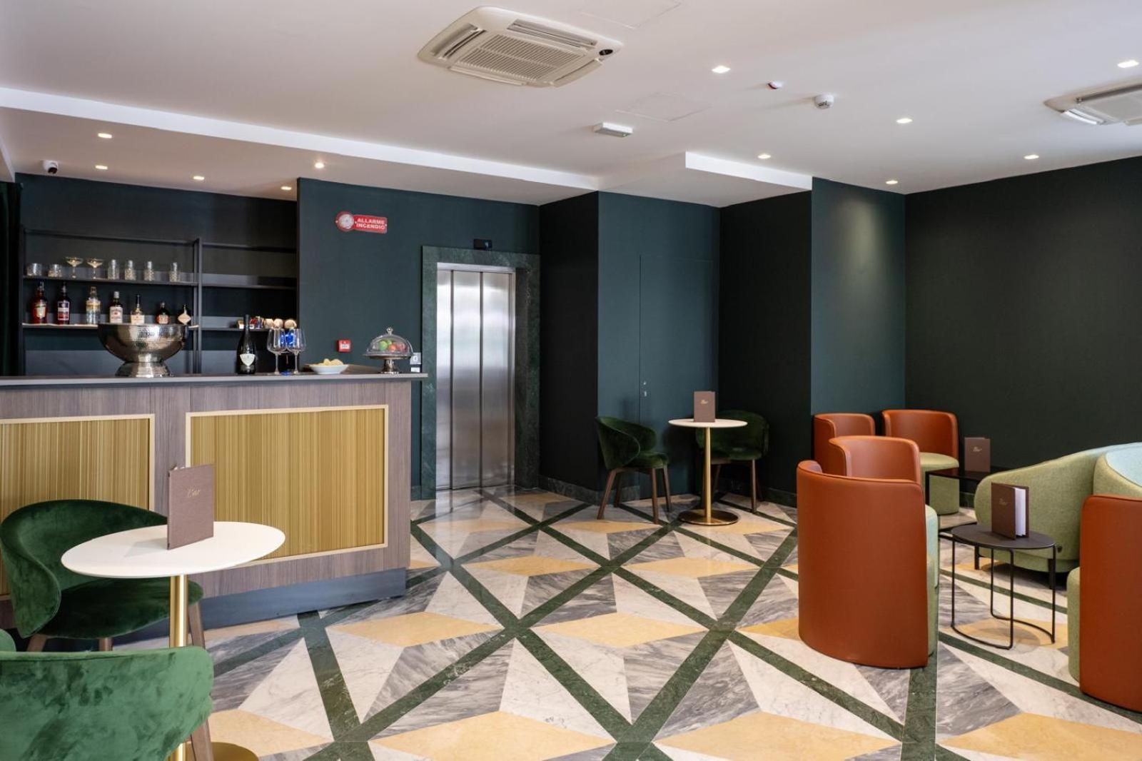 Porta Altinia Suites Treviso Exterior photo